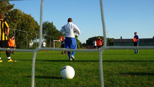 热身赛：中国女足2-0伯恩利女足，唐佳丽、张琳艳破门