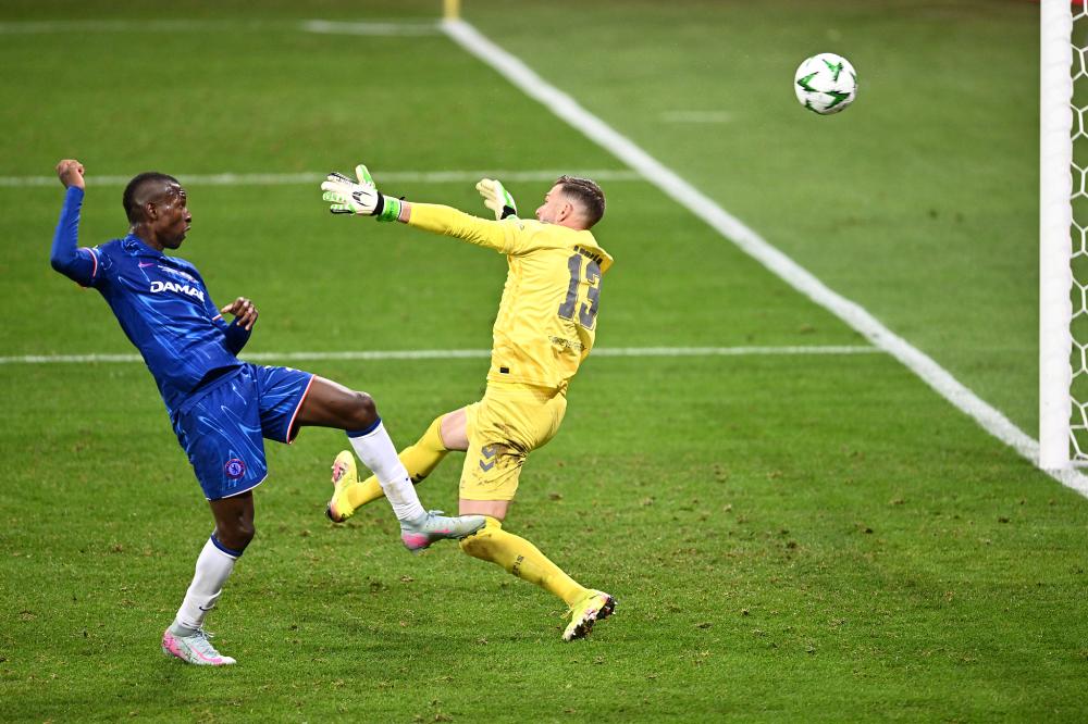 德天空：莱比锡冬窗将出售维尔纳等4人；后腰施拉格尔续约未决